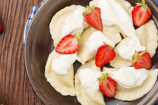 Receta de Empanadillas cocidas con fresas